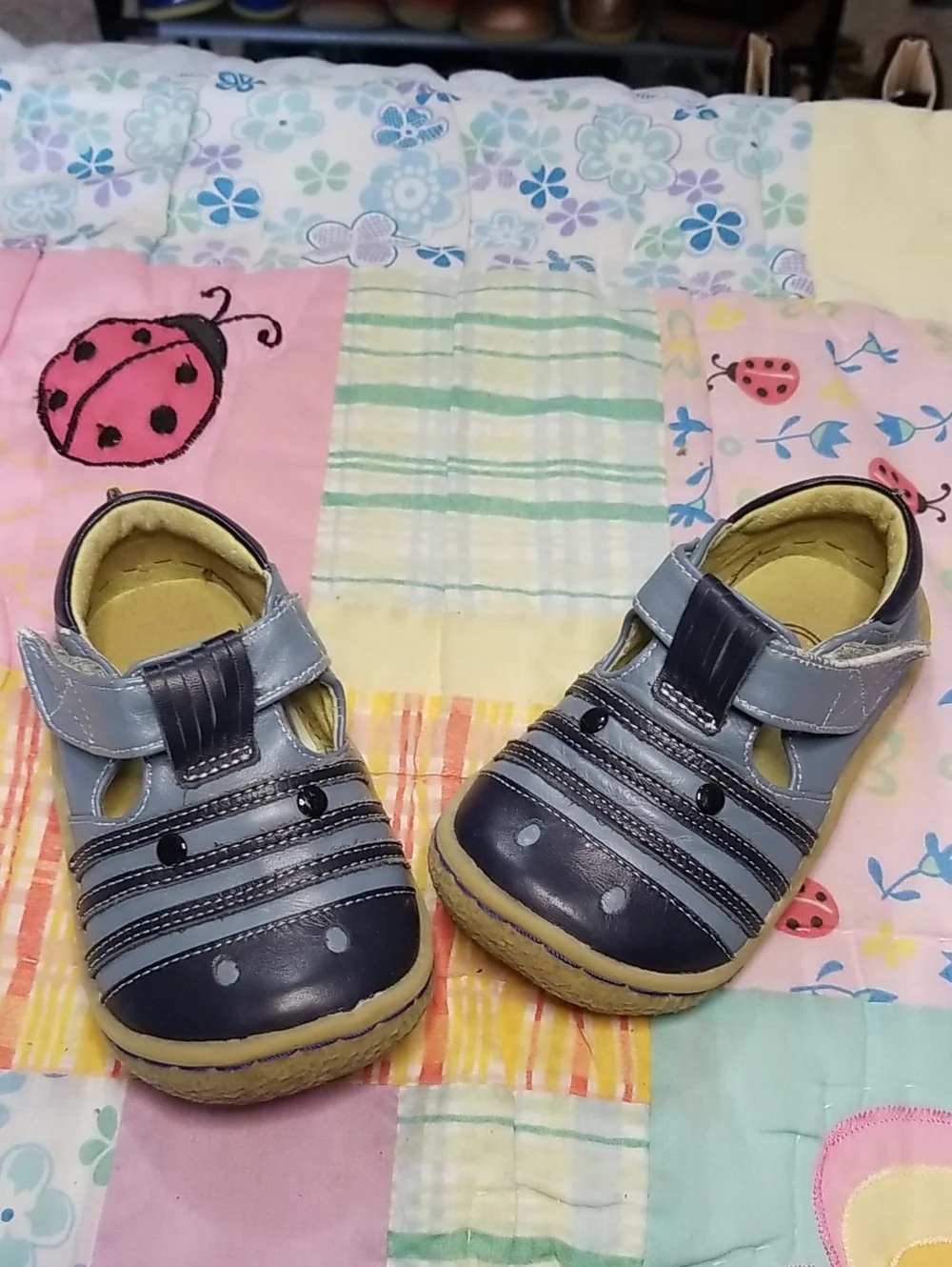 Livie & Luca Light Blue and Navy Blue Leather Zebras Size 5